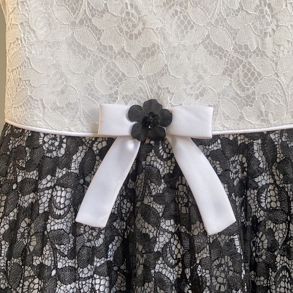 Iris & Ivy girls black and white dress size 7. - Picture 2 of 3